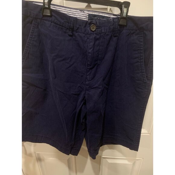 Tommy Hilfiger shorts - Picture 4 of 8